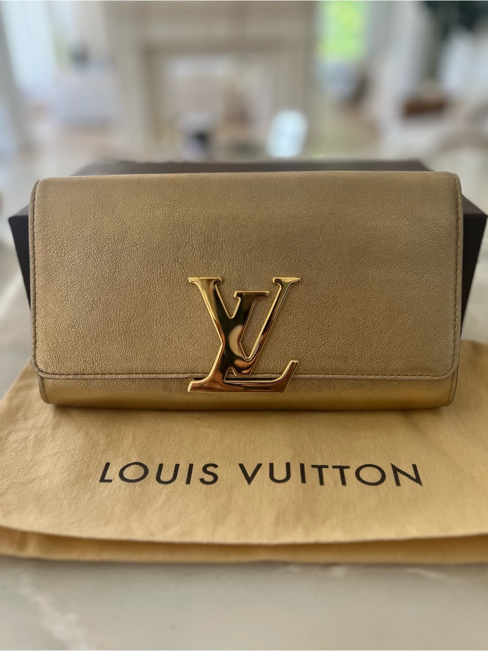 Authentic Louis Vuitton Louise MM Metallic Gold Leather Envelope Clutch Bag - Picture 2 of 10